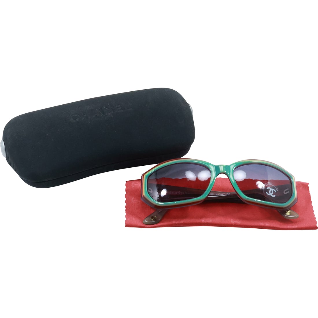 CHANEL Sunglasses New in Case Made in Italy 5022C610 [minor scratch] (1 of 20)