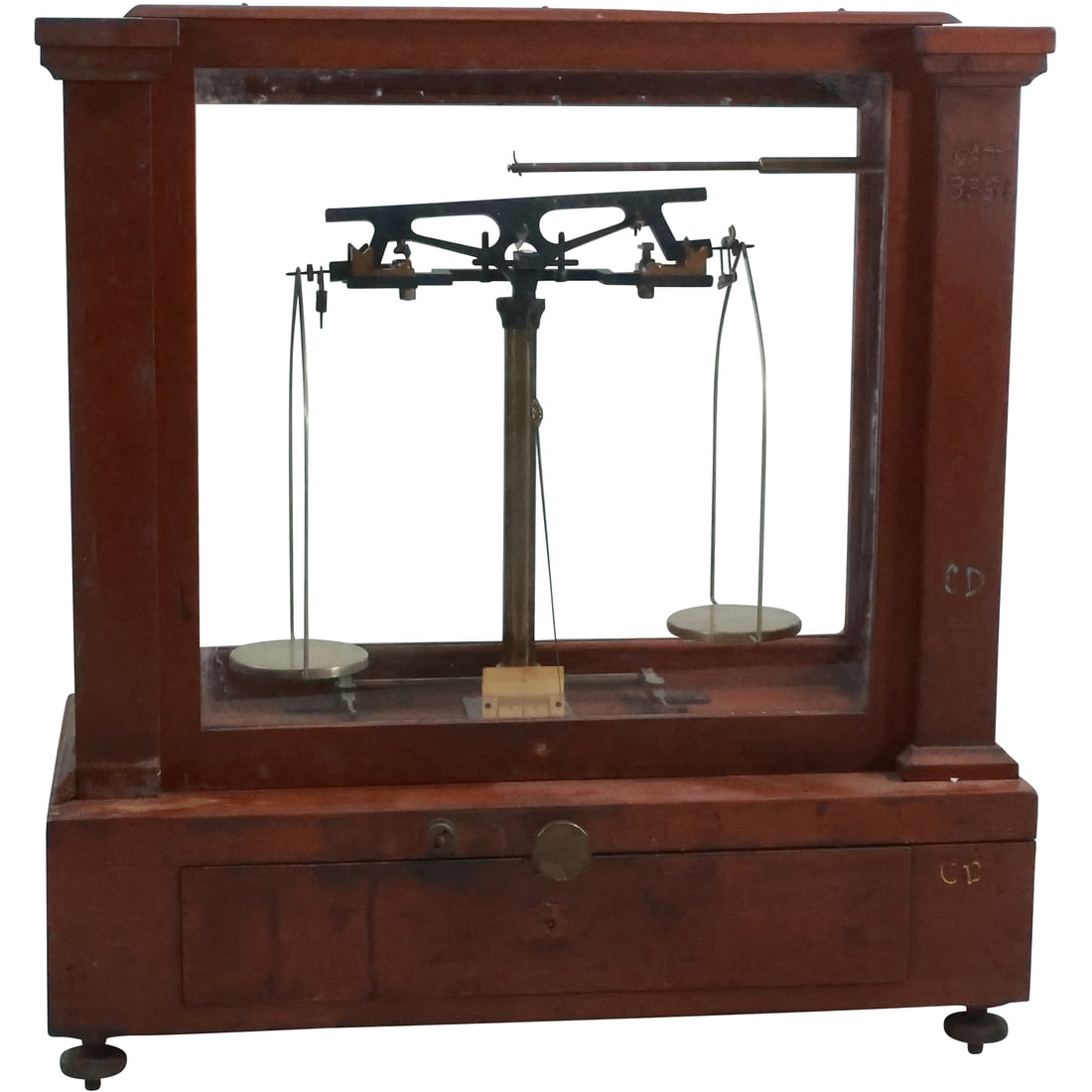 Antique Precision Scale Henry Troemner for Arthus H Thomas Co. Philadelphia, with 2 Weight Sets (1 of 20)