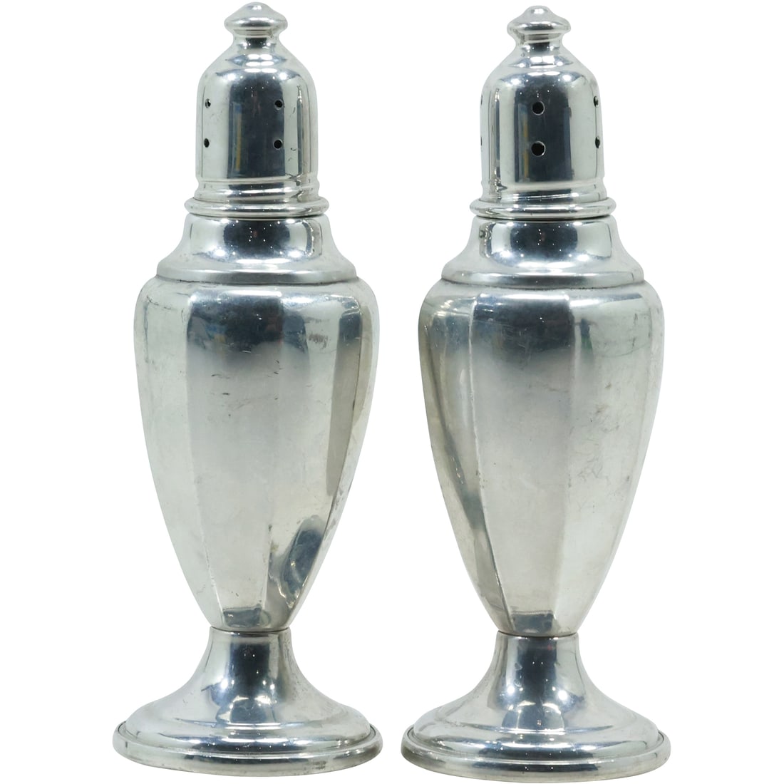 Empire Pewter Weighted Salt and Pepper Shakers 5 inches height: Empire Pewter Weighted Salt and Pepper Shakers 5 inches height. size: 5 in. x 1.75 in.
