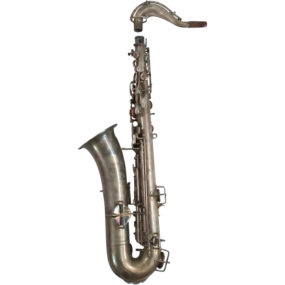 Saxophone and Case: Saxophone and Case. size: case 7 x 26.5 x 11 - mouth piece does not fit sax.