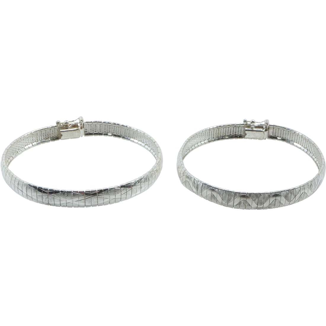 2 .925 Sterling Silver Bracelets 1980s Italy, both weigh 28.8 grams; both 7 3/4 in. x 1/4 in. (1 of 19)