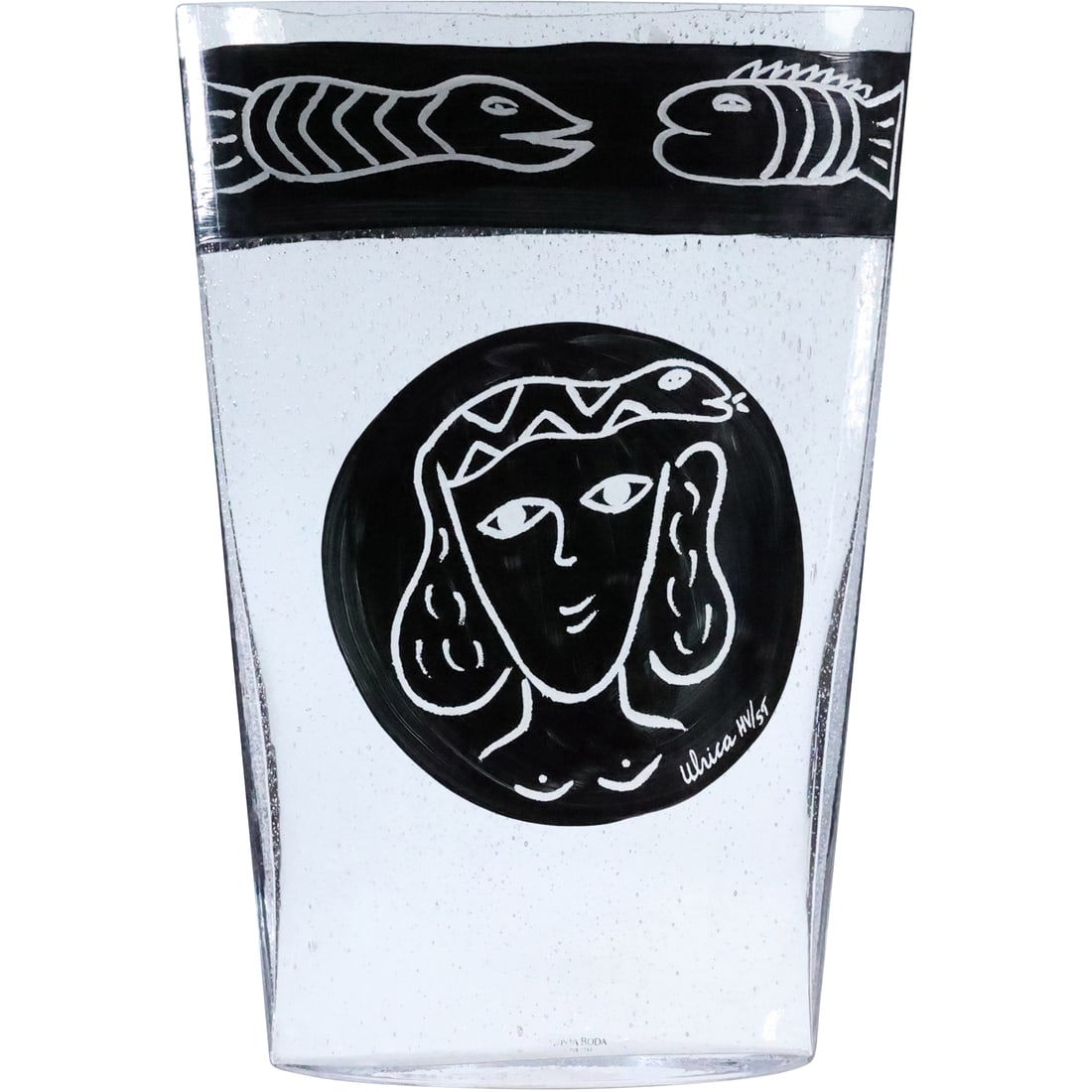 Signed Kosta Boda Kaboka by Ulrica Hydman-Vallien Vase 13.5 inches height: Signed Kosta Boda Kaboka by Ulrica Hydman-Vallien Vase 13.5 inches height. Signed and Original Label. size: 13.5 x 9.5 x 4.25