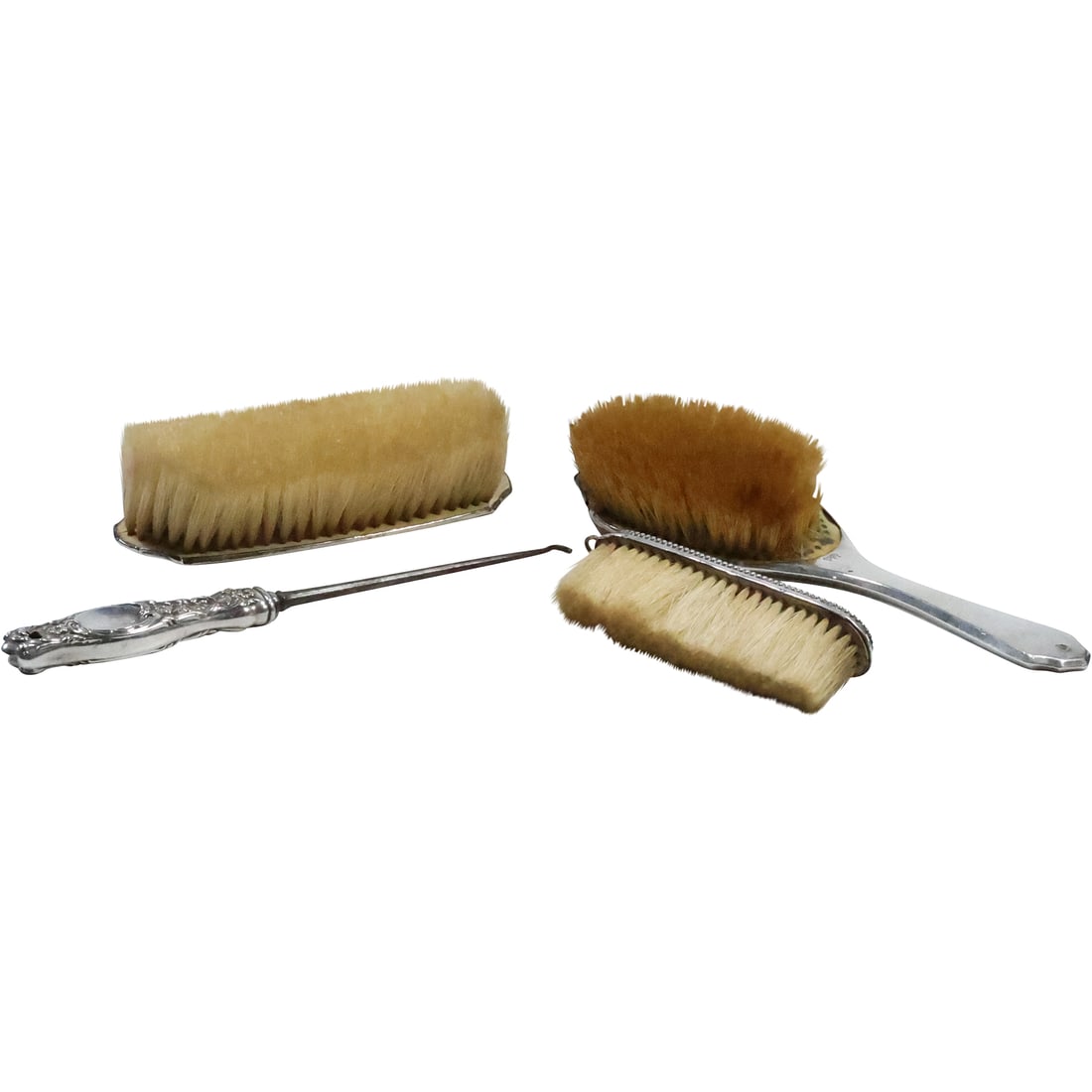 4 Piece Vintage STERLING SILVER Vanity Brush Set (1 of 20)