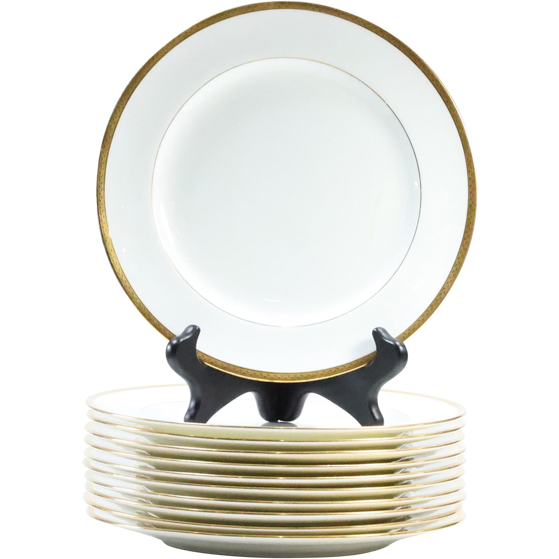 Set 11 Fine Porcelain MINTONS ENGLAND Luncheon Plates Gold Rims 9 in. diameter: Set 11 Fine Porcelain MINTONS ENGLAND Luncheon Plates Gold Rims 9 in. diameterMinton plates from England. Minton is renowned for its high-quality ceramic and bone china, and these plates are indicativ