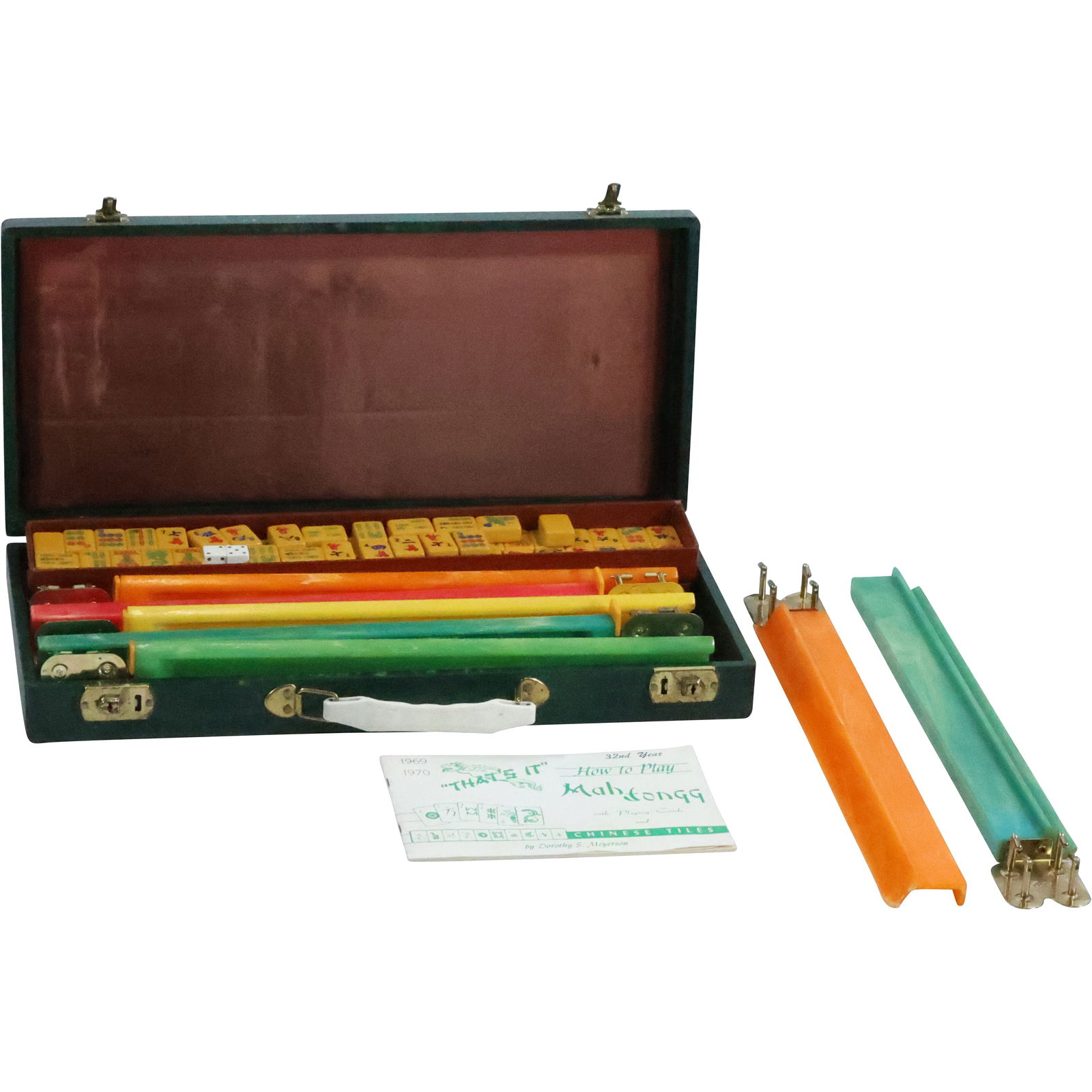 Antique Chinese Mahjong Bakelite Game Set in Carrying Case (1 of 19)