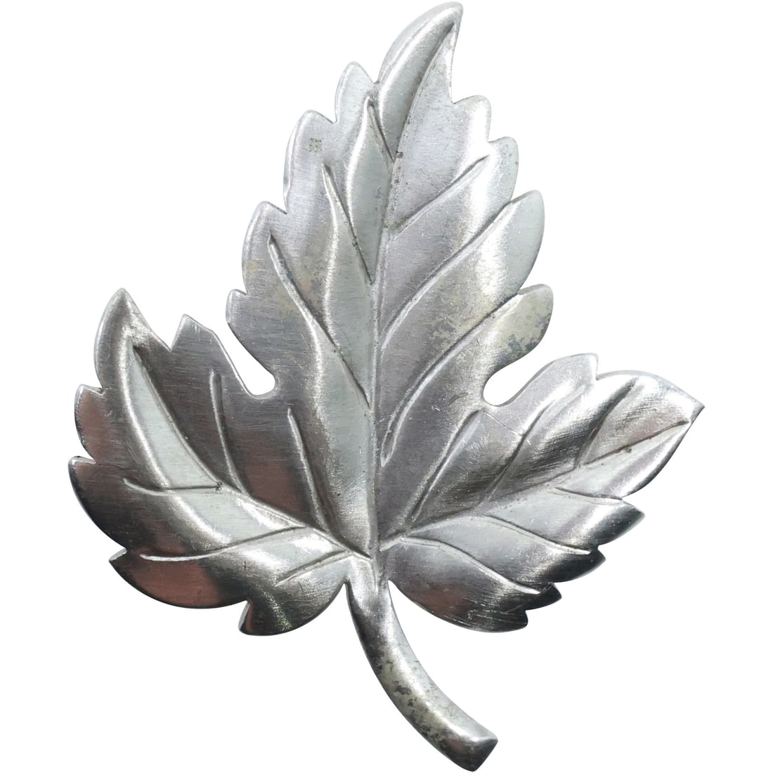 TIFFANY & CO Sterling Silver Maple Leaf Pin 1 3/4 in. x 1 3/8 in. (1 of 20)