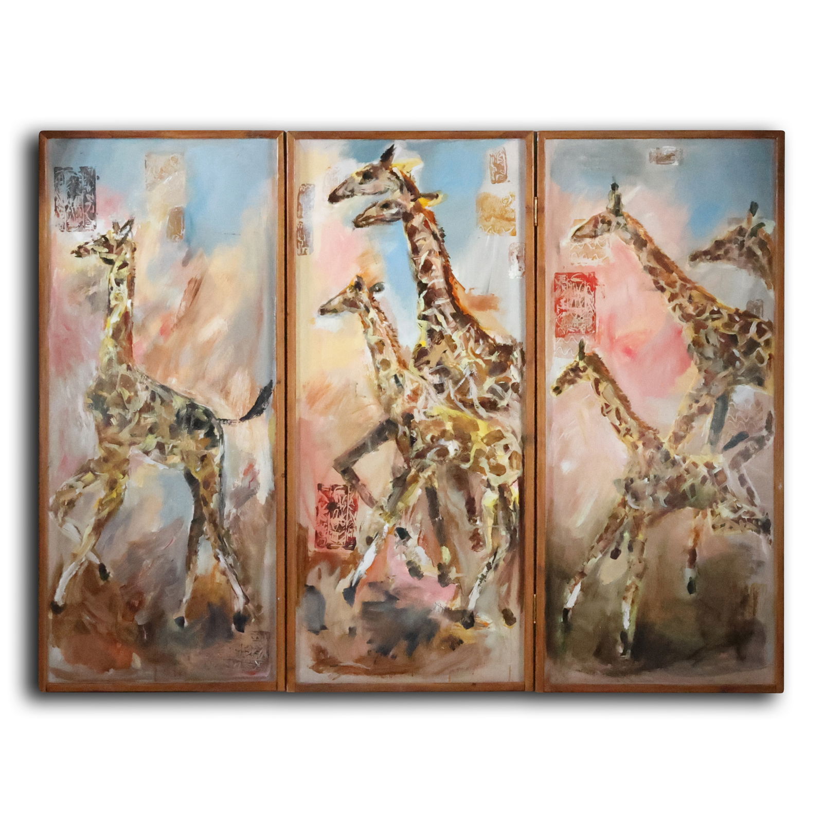 Hand-Painted Giraffe Room Divider: A Captivating Piece of Functional Art (1 of 19)