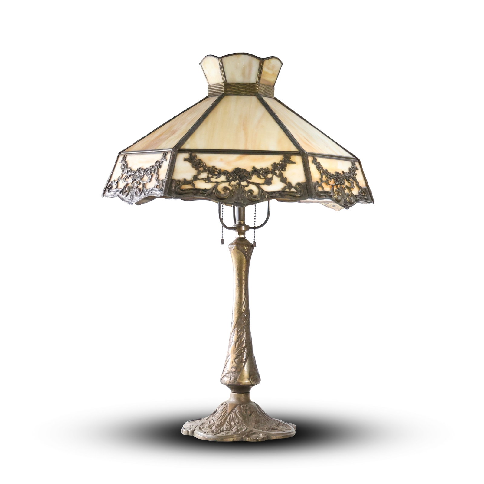 Antique Slag Glass Lamp with Caramel Glass: A Touch of Victorian Elegance: Step into the charm and elegance of the early 20th century with this exquisite antique slag glass lamp. Featuring a beautiful caramel glass, this lamp is possibly a creation of the renowned Wilkinson 