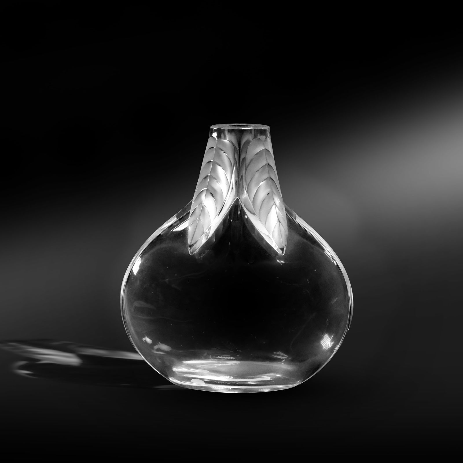 Signed Lalique France Glass Crystal Frosted Osumi Bud Vase Marie Claude Design Retired (1 of 20)