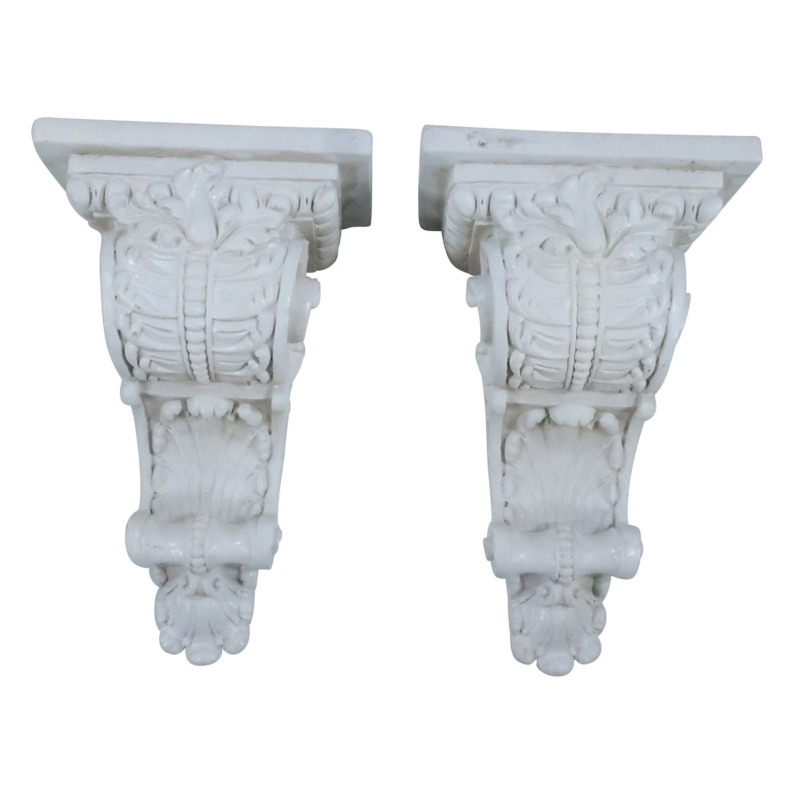 2 White Architectural Cornices 17.5 in. x 11 in. x 8 in.: 2 White Architectural Cornices 17.5 in. x 11 in. x 8 in. size: 17.5 x 11 x 8