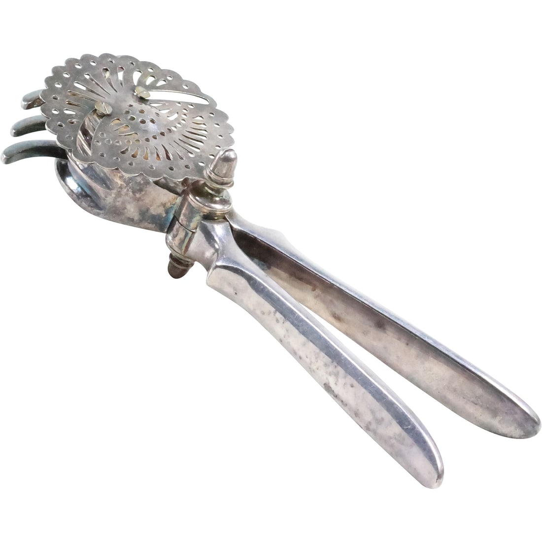 Silver Plated Lemon Fruit Juicer 2 1/8 in. x 8 inches length: Silver Plated Lemon Fruit Juicer size:2 1/8 x 8