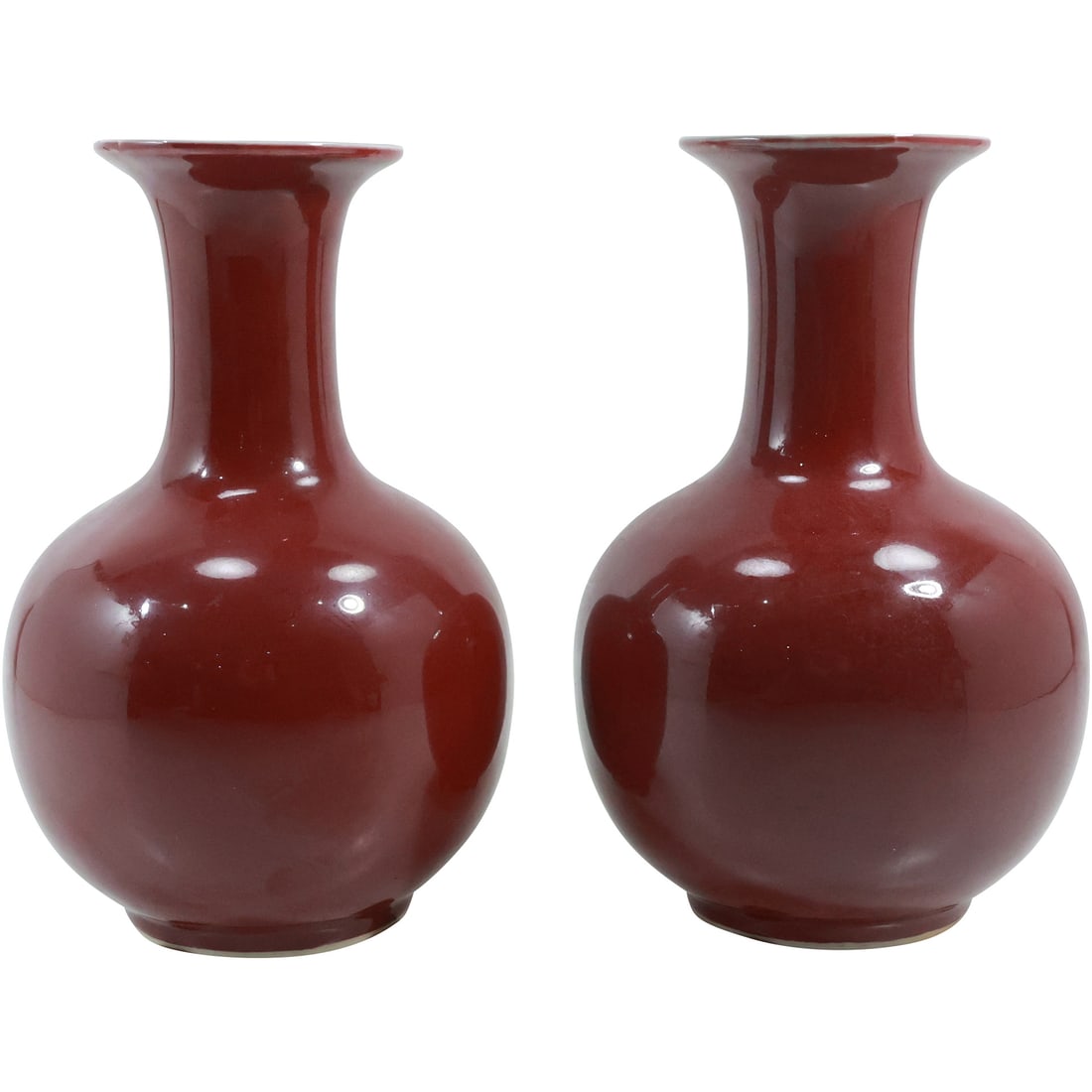 Pair Vintage Chinese Ox Blood Red Glazed Porcelain Vases 9.25 inches height: Pair Vintage Chinese Ox Blood Red Glazed Porcelain Vases 9.25 inches height. size: 9.25x5.5