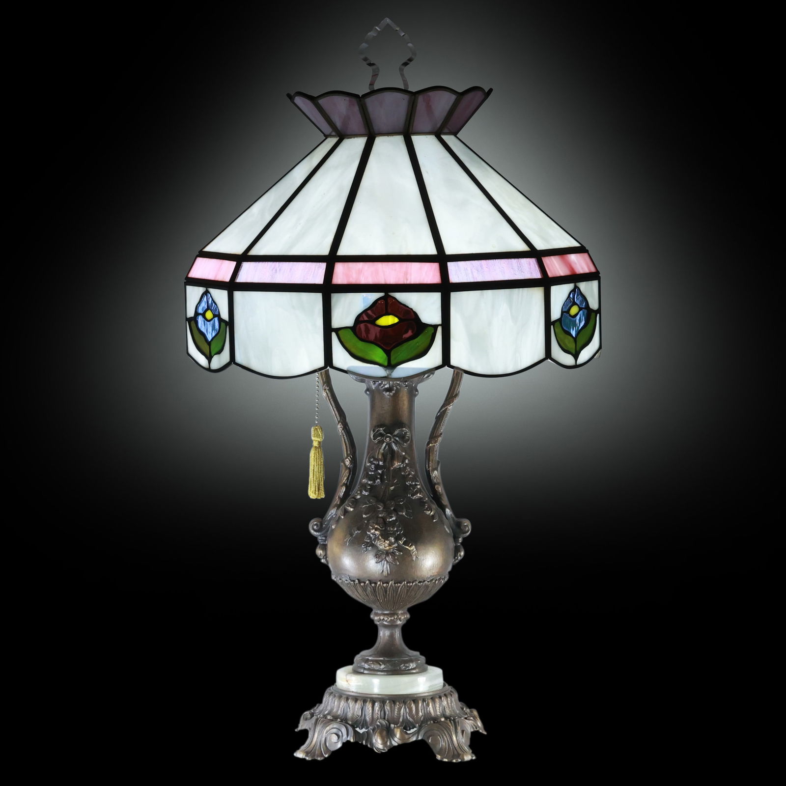 Leaded and Stain Glass Decorator Table Lamp 27.5 in. height x 15 in. diameter shade (1 of 20)