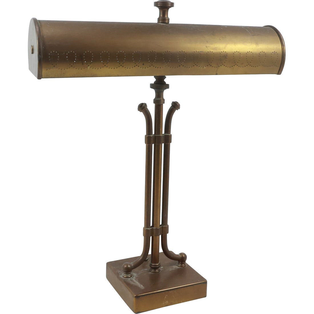 Vintage Brass Banker's Lamp / Student Desk Lamp in Original Patina 17.25 in. x 14.25 in. (1 of 20)
