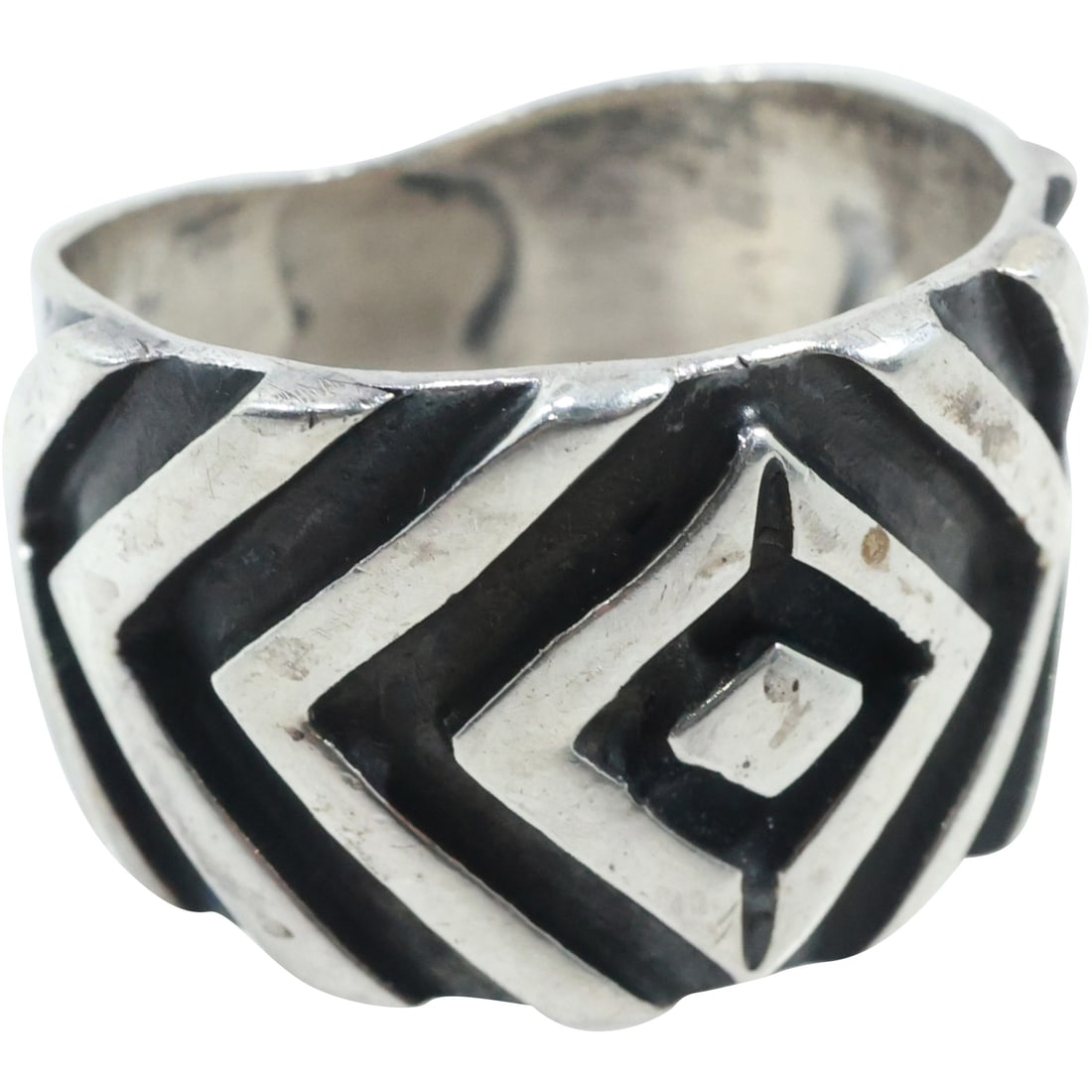 .925 Sterling Silver Mexico TC-211 with Black Enameling Ring Size 12 , 1 in. x 5/8 in.: .925 Sterling Silver Mexico TC-211 with Black Enameling Ring Size 12 , 1 in. x 5/8 in.