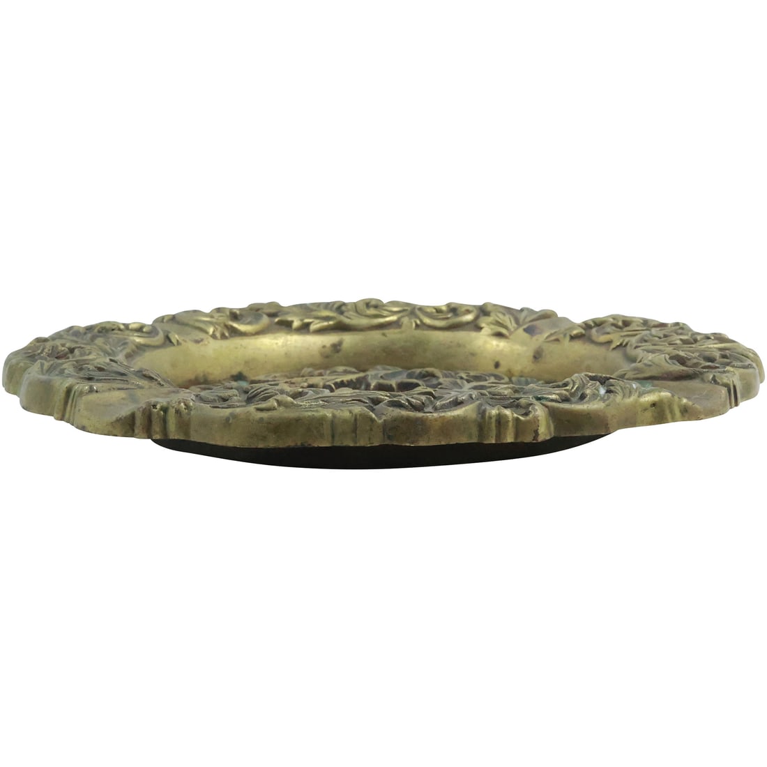 19th C. Victorian Heavy Bronze Repousse Fancy Pattern Round Tray 7.25 in. diameter. (1 of 17)