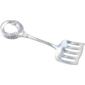 C.G.H. Sterling Silver Fish Handle Sardine Server weighs 22.6 grams, 4 1/4 in. x 1 3/8 in.