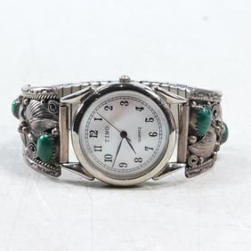 Native American Indian Navajo Sterling Silver Watch Band with Malachite 1 1/2 in. x 1 1/8 in. x 2 in