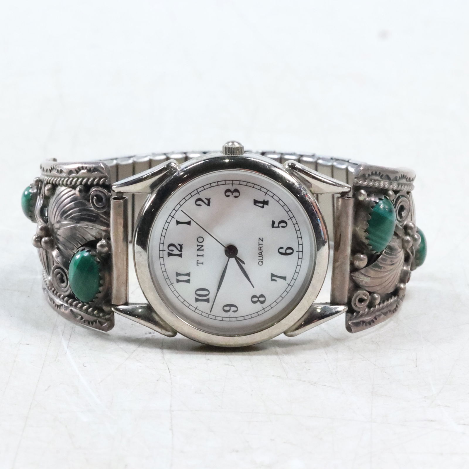 Native American Indian Navajo Sterling Silver Watch Band with Malachite 1 1/2 in. x 1 1/8 in. x 2 in: Native American Indian Navajo Sterling Silver Watch Band with Malachite 1 1/2 in. x 1 1/8 in. x 2 in