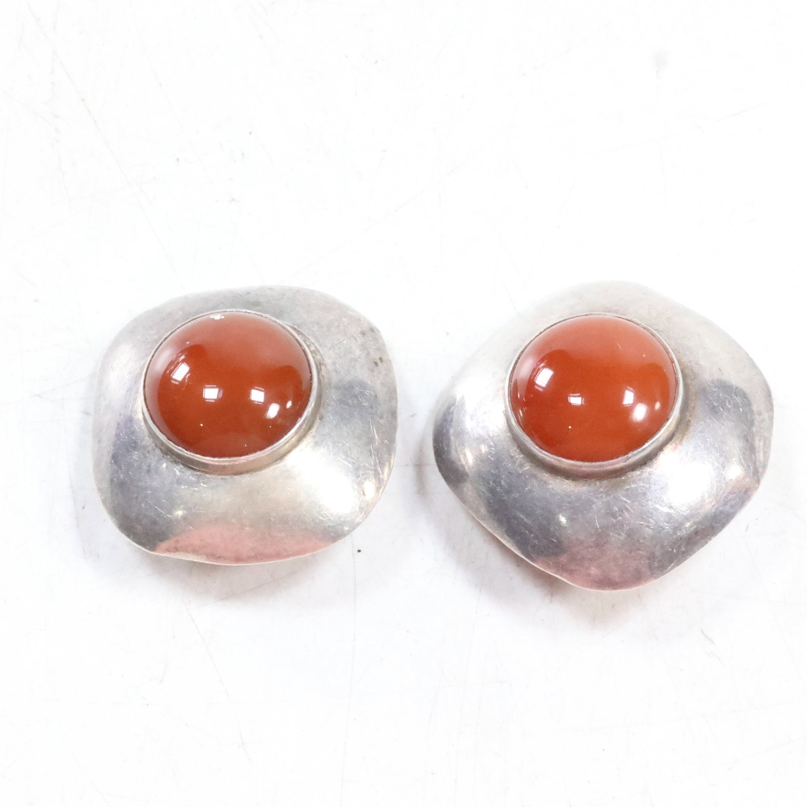 Square Clip-on Earrings with Carnelian Stones Marked TB-118 .925 Mexico Signed "SINAYA?": size: 1 1/5"x1 3/8" , Marked TB-118 .925 Mexico Signed "SINAYA?" Square Clip-on Earrings with Carnelian Stones.