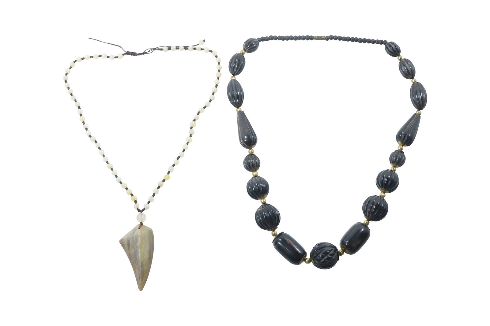 [2] Vintage 1960s Horn Bead Necklace 28 in. & Horn and Agate Bead Necklace 22 in. x 3 in. x 1 1/2 in (1 of 20)