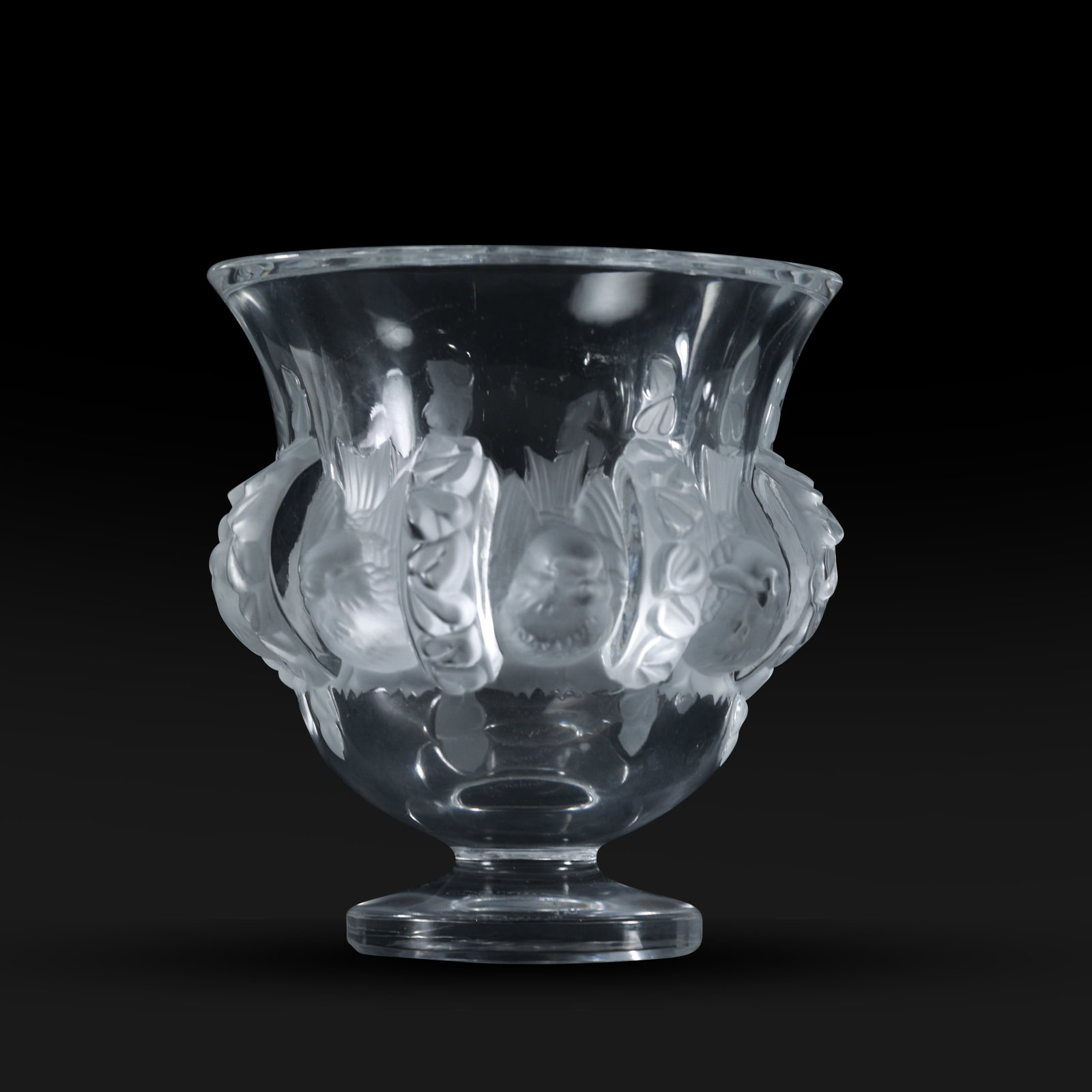 Signed Lalique France Crystal Glass DAMPIERRE Frosted Raised Birds & Vines Vase 5 in. h.: Signed Lalique France Crystal Glass DAMPIERRE Frosted Raised Birds & Vines Vase 5 in. h. size: 5 x 4.5 x 5 See photos for damage Shelf: F