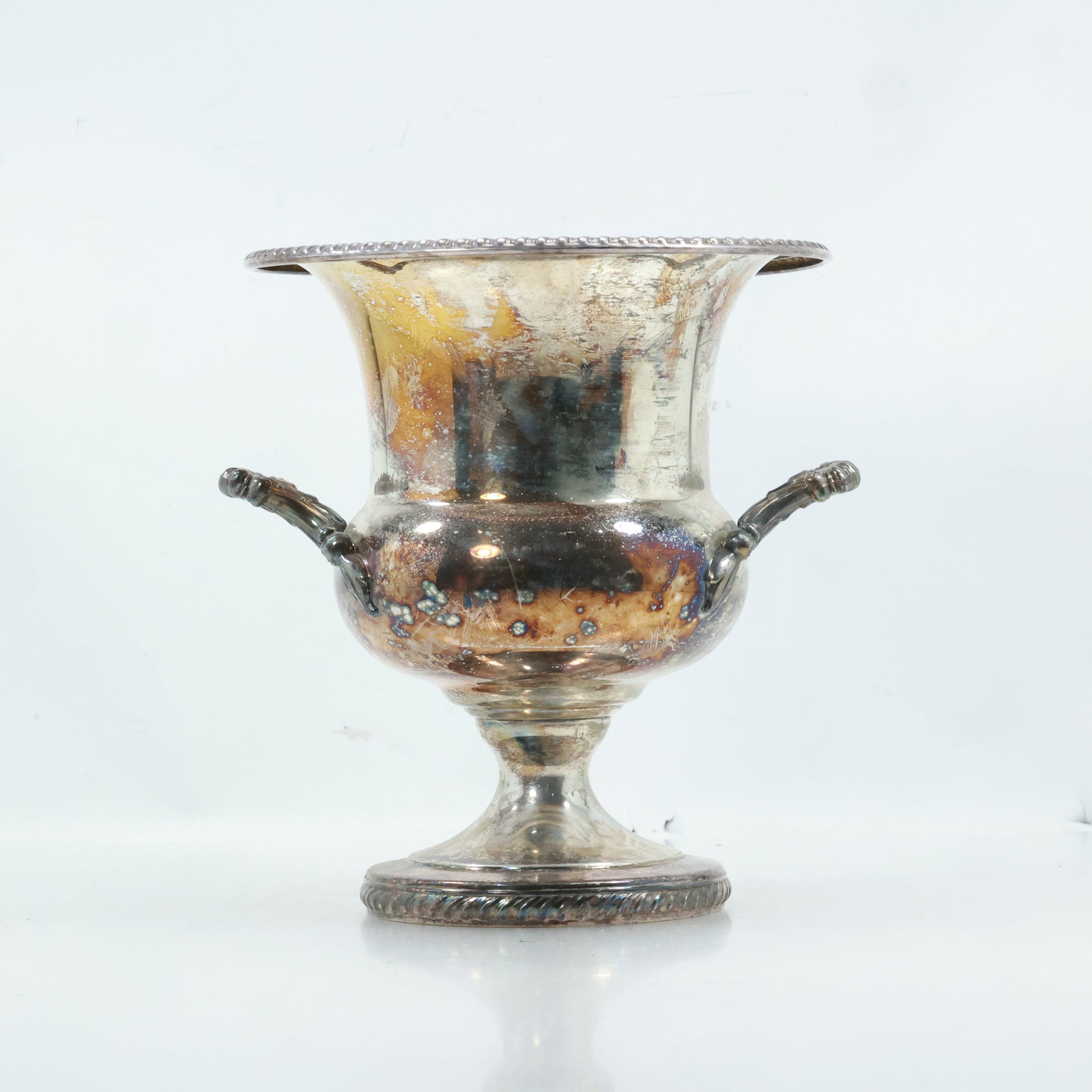 19 C. Wm. Rogers & Son Classical Silver Plated Champagne Bucket (1 of 20)