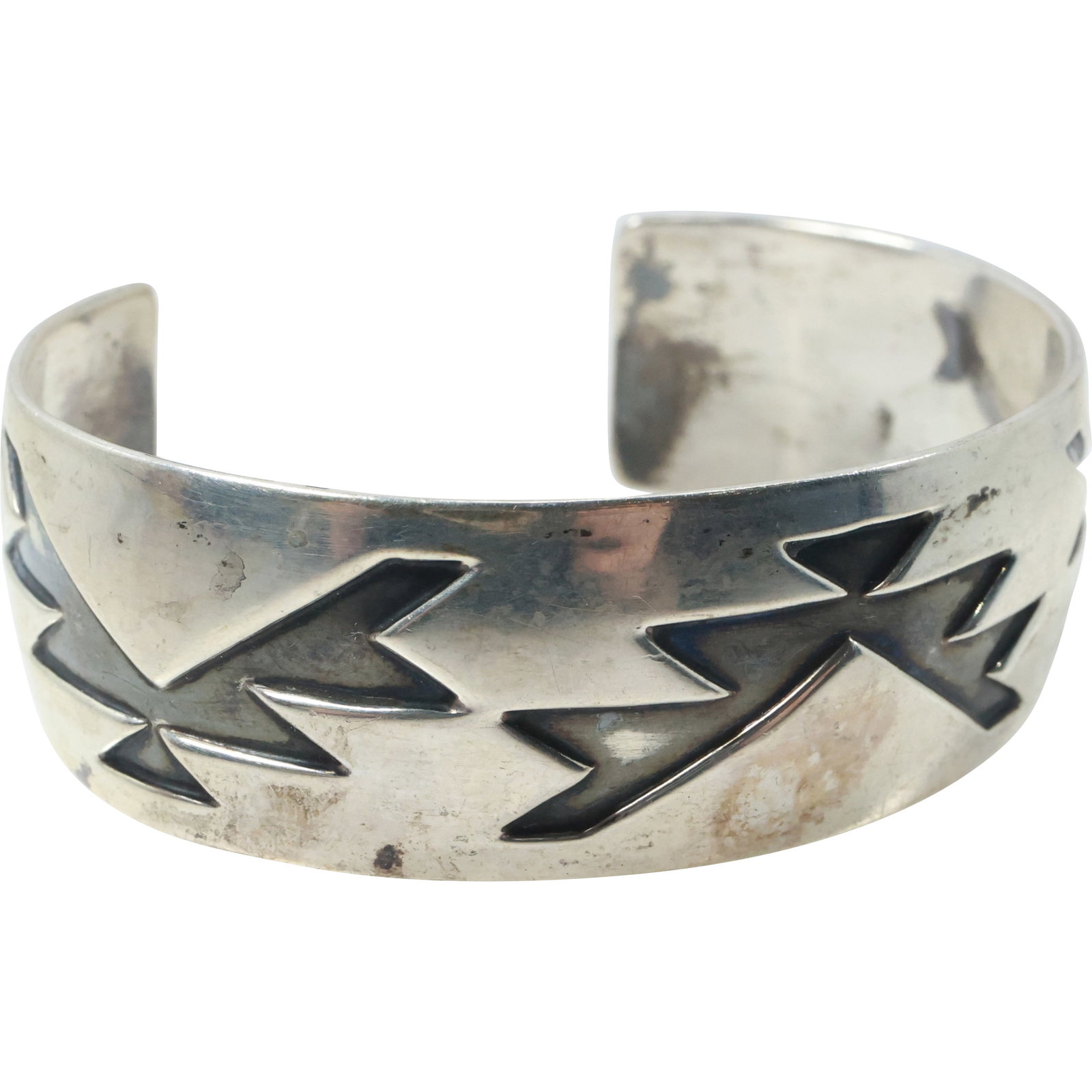 Native American Indian Sterling Silver with Black Enamel Cuff Bracelet 2 3/8 in. x 2 in. x 3/4 in. (1 of 8)
