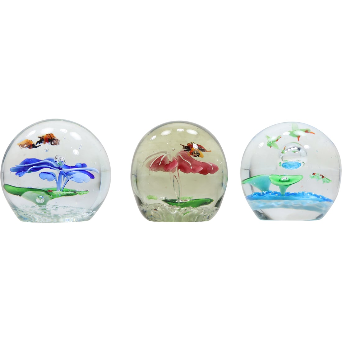 3 Assorted Quality Art Glass Paperweights with Internal Decoration (1 of 20)