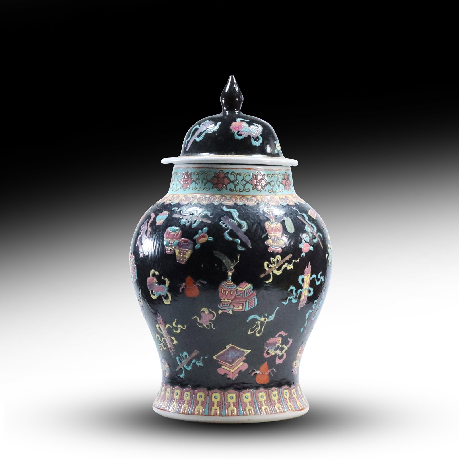 Signed Chinese Fine Porcelain Large Ginger Jar Decorated with Lid (1 of 20)