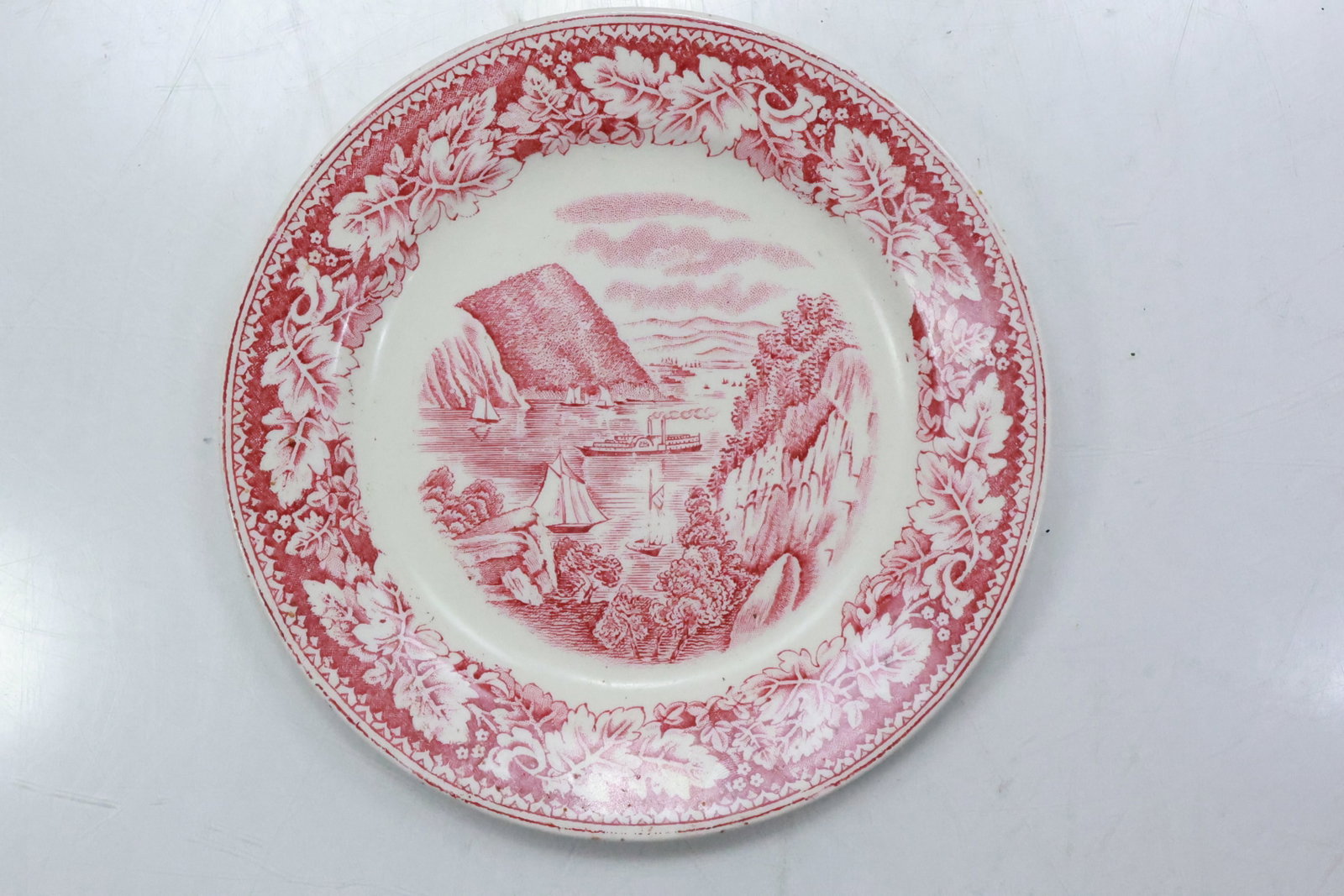 Small Cabinet Plate Hudson River - Crow Nest, from Currier & Ives Prints, Homer Laughlin 6.25 in.: Small Cabinet Plate Hudson River - Crow Nest, from Currier & Ives Prints, Homer Laughlin 6.25 in. **Important Pick-Up Information: Lots 1-100 are located at our Auction Gallery at 174 Glasco Turnpike,