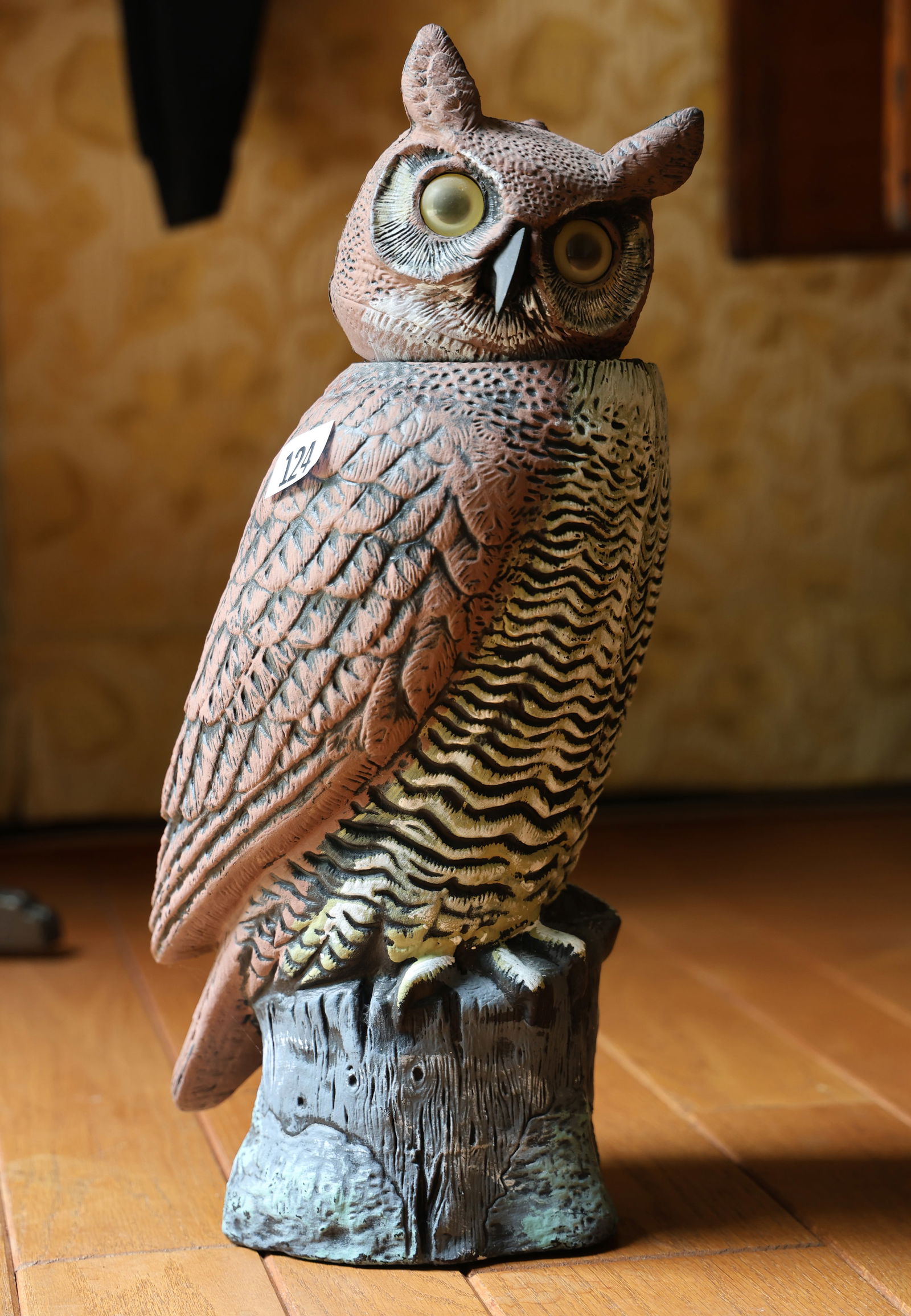 Vintage Owl Blow Mold Decoy Moving Bobble Head Garden Pest Deterrent 20 in. height x 8 in. wide (1 of 6)