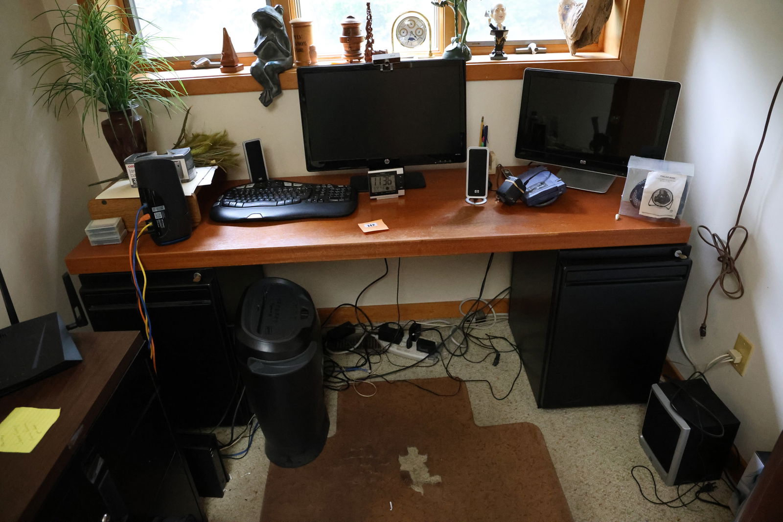 Office to include HP Slim Desktop S01-P52, Desk, Side Cabinet, Computer Monitor , Keyboard, More (1 of 15)