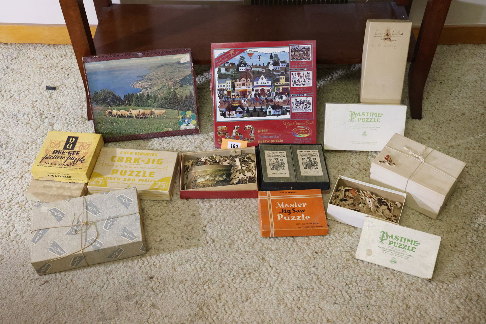 Grouping of Assorted Puzzles - See Pictures (1 of 9)