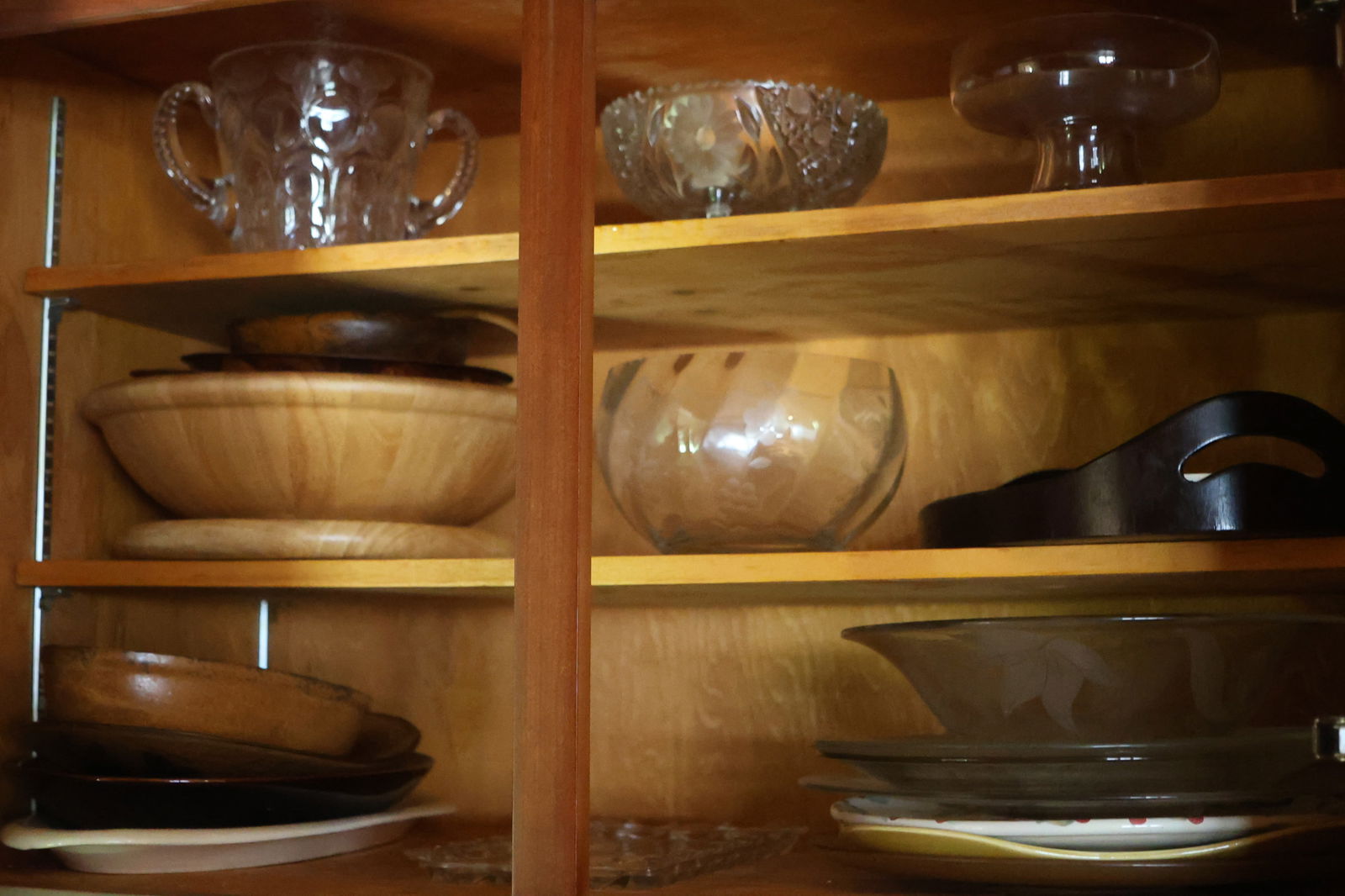 Contents of Kitchen Cabinet: Dishes, Glassware, Wooden Ware, Etc. SEE PICTURES (1 of 4)