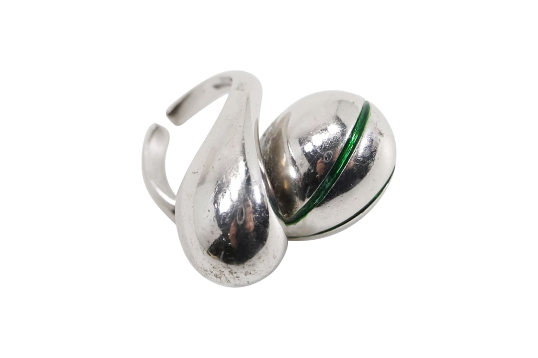Sterling Silver with Green Enameling Double "Bullet" Style Ring Size 7, adjustable, 1 1/4 in. dia. (1 of 12)