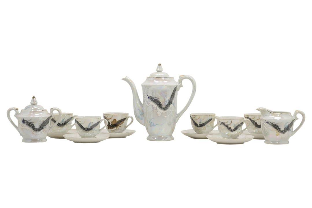 15 Piece 1920s Lustre Japanese Dragon Decorated Tea Set (1 of 13)