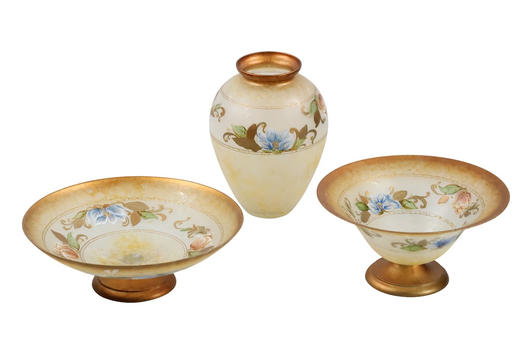 3-Piece Italian Gold and Hand Painted Flowers Decorated Vase and Two Center Bowls (1 of 14)