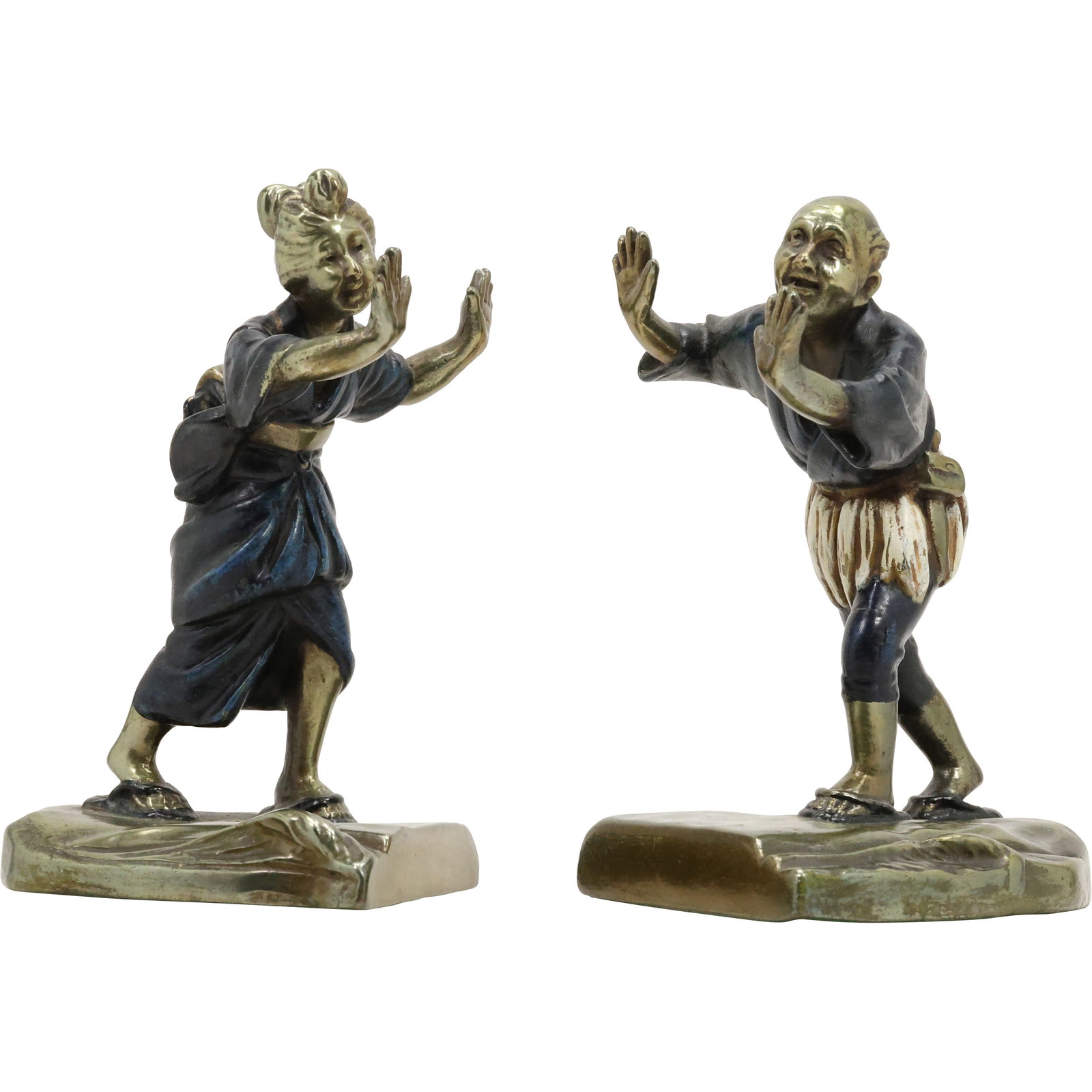 Pompeian Bronze Polychrome Japanese Couple Figural Bookends in Original Patina: Pompeian Bronze Polychrome Japanese Couple Figural Bookends in Original Patina. size: 7.5 h 4.5 w S:c