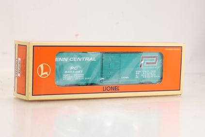 Lionel 17225 Penn Central Single Door Standard O Boxcar