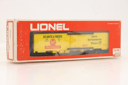LIONEL #6-9875 ATLANTIC & PACIFIC REEFER CAR O/27 GAUGE