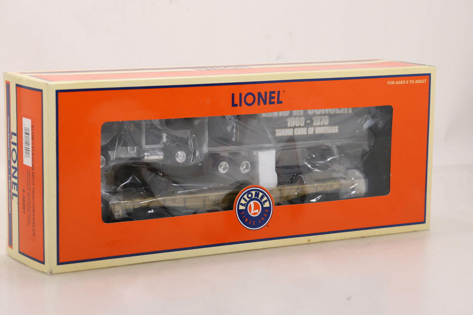 Lionel 6-26091 Elvis Flatcar w/Elvis in Concert Tractor & Trailer (1 of 8)