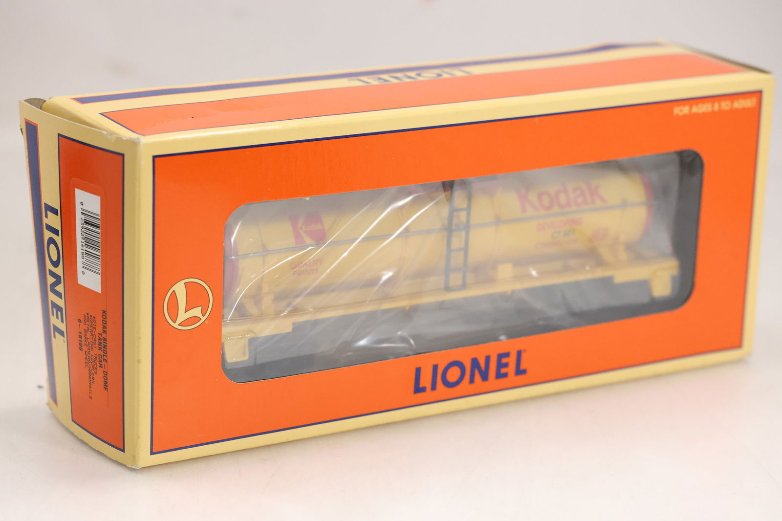 1996 Lionel 6-16188 Kodak Chemicals Single-Dome Tank Car (1 of 8)