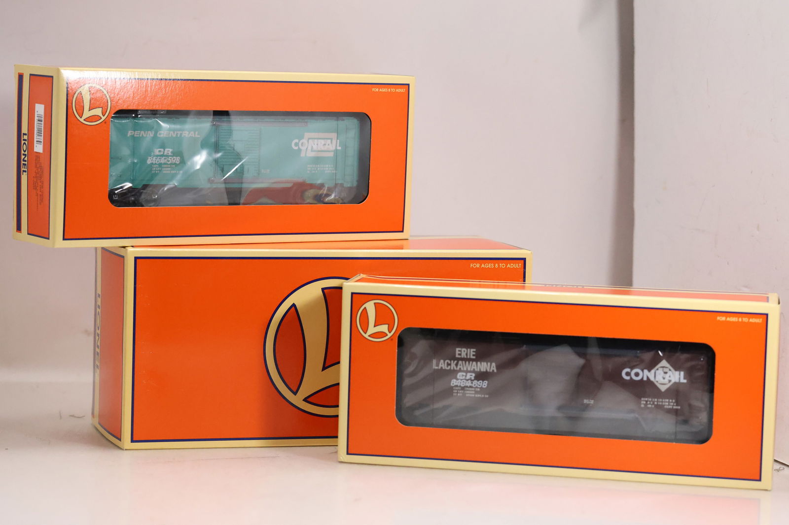 1998 Lionel 6-29233 and 6-29234 Conrail and Erie Lackawanna Box Cars (1 of 12)