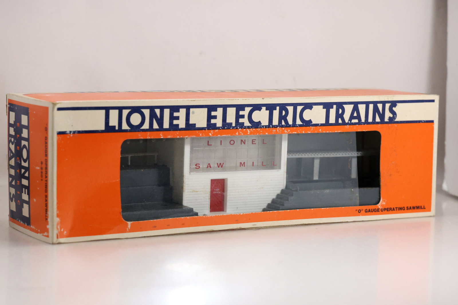 1980 Fundimensions Release Lionel 6-2301 O Gauge Operating Sawmill: 1980 Fundimensions Release Lionel 6-2301 O Gauge Operating Sawmill Size: 21 x 5.5 x 6