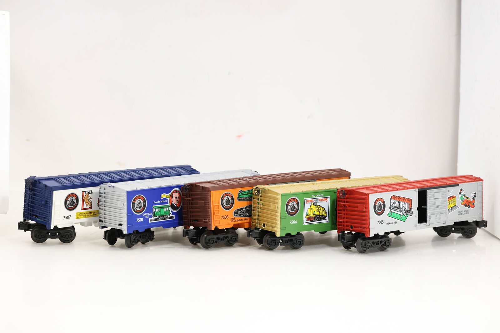 5x Vintage Lionel Train Box Cars (1 of 12)