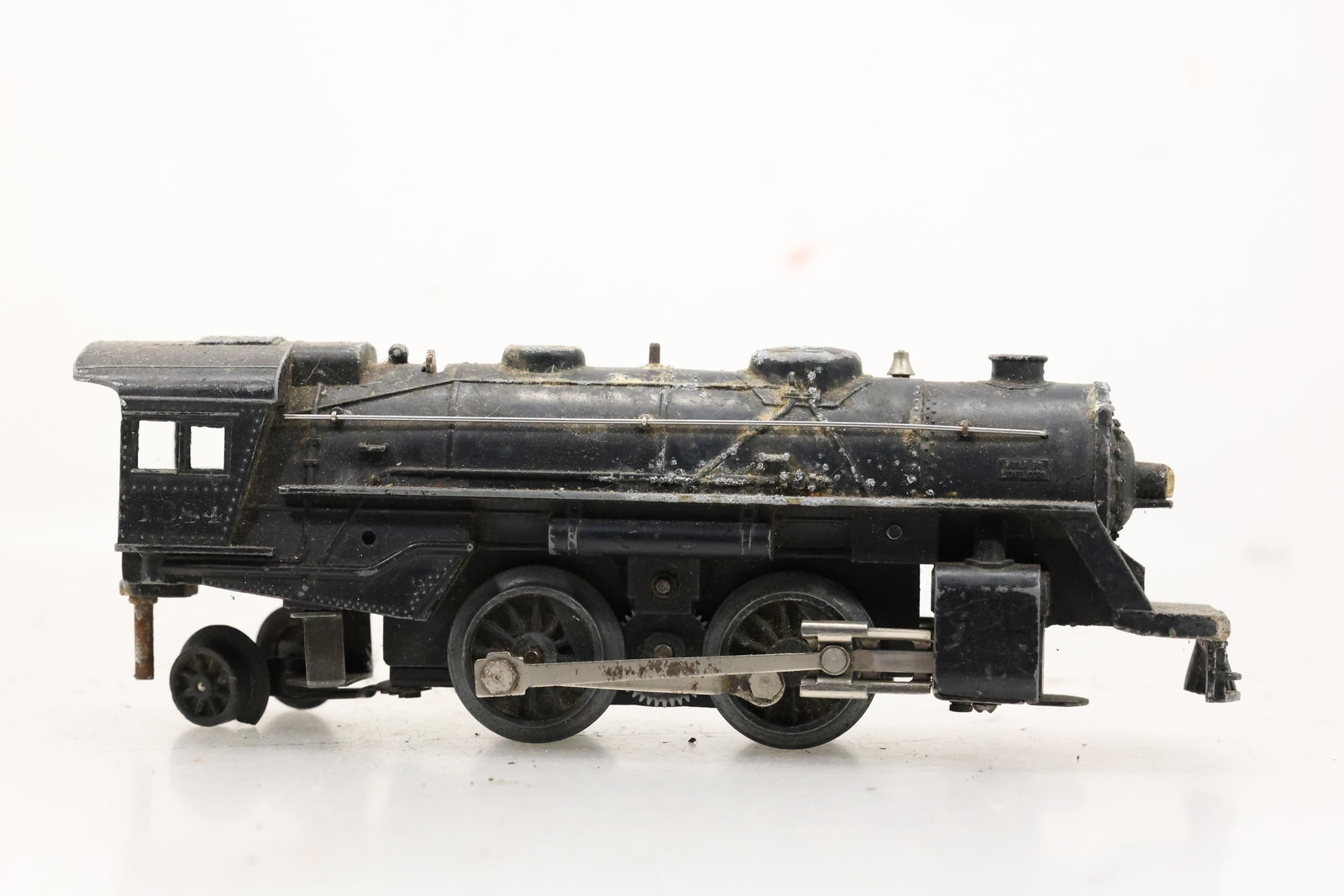 1938-1942 Pre-War Era Lionel 1684 Black Steam Locomotive (1 of 6)