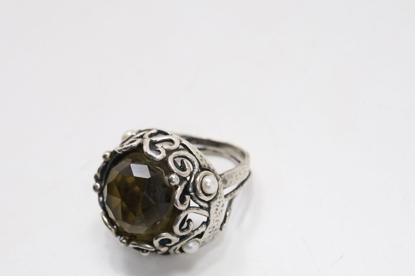Sterling Silver Smokey Quartz with 4 Genuine Freshwater Pearls Ring Size 8.5, Hand Wrought (1 of 15)