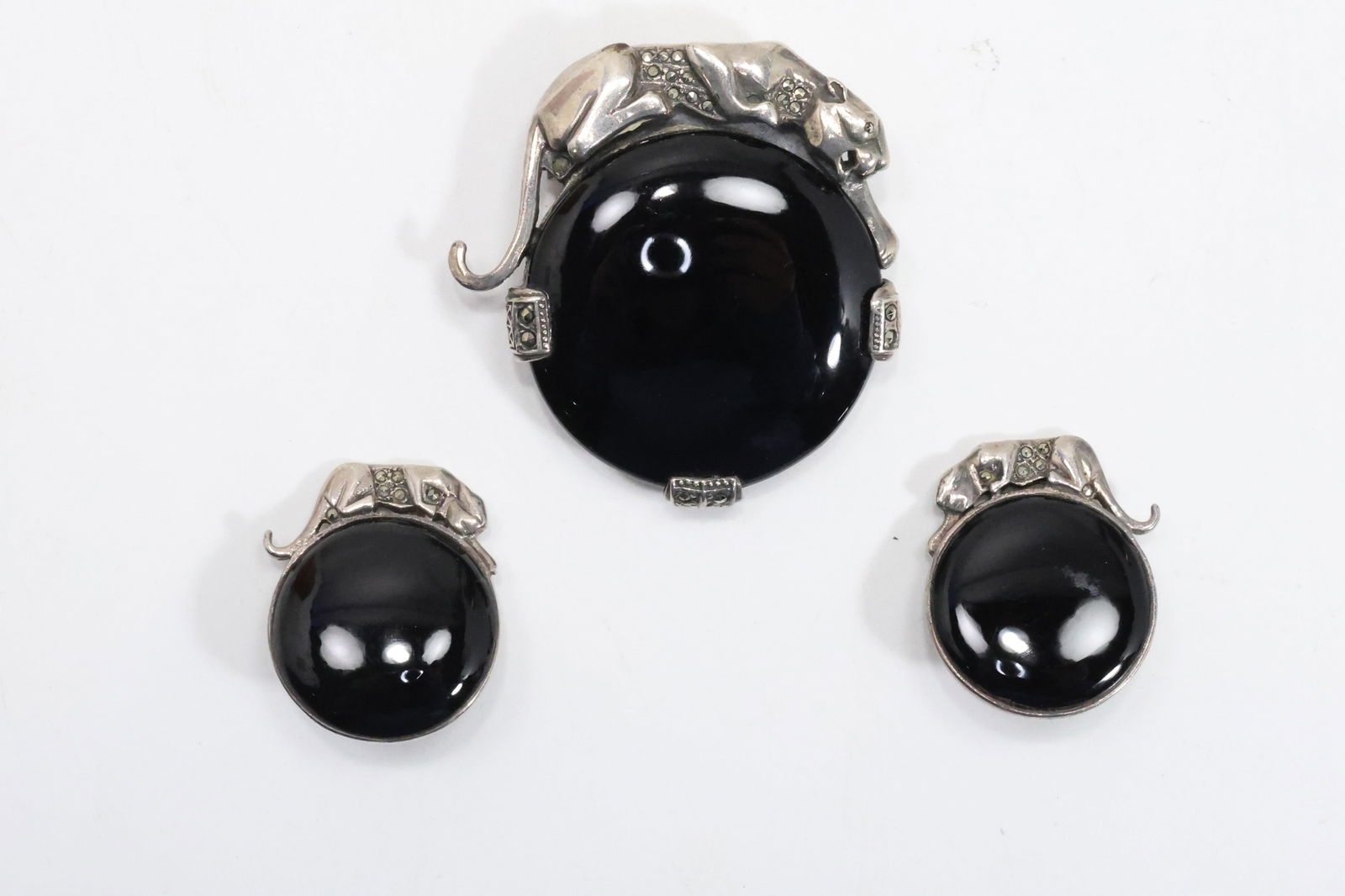 3 Piece Sterling Silver Black Onyx 1920s-30s Jaguar Pin and Clip-on Earrings (1 of 12)