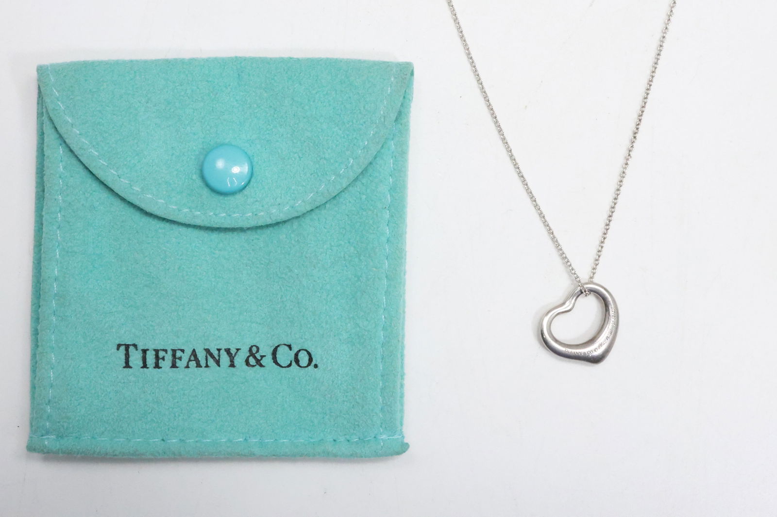 TIFFANY & CO .925 Sterling Silver ELSA PERETTI Spain Heart Pendant Necklace on 18 in. Chain (1 of 10)